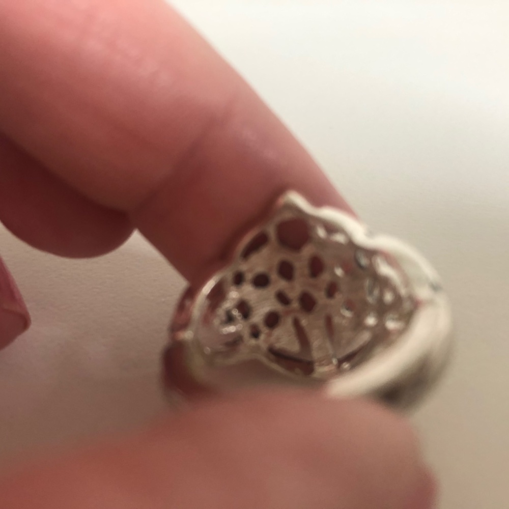 Ring - Picture 3 of 3